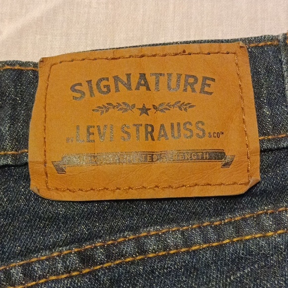 Gently Used Signature Mens Levi Pants - Picture 3 of 4